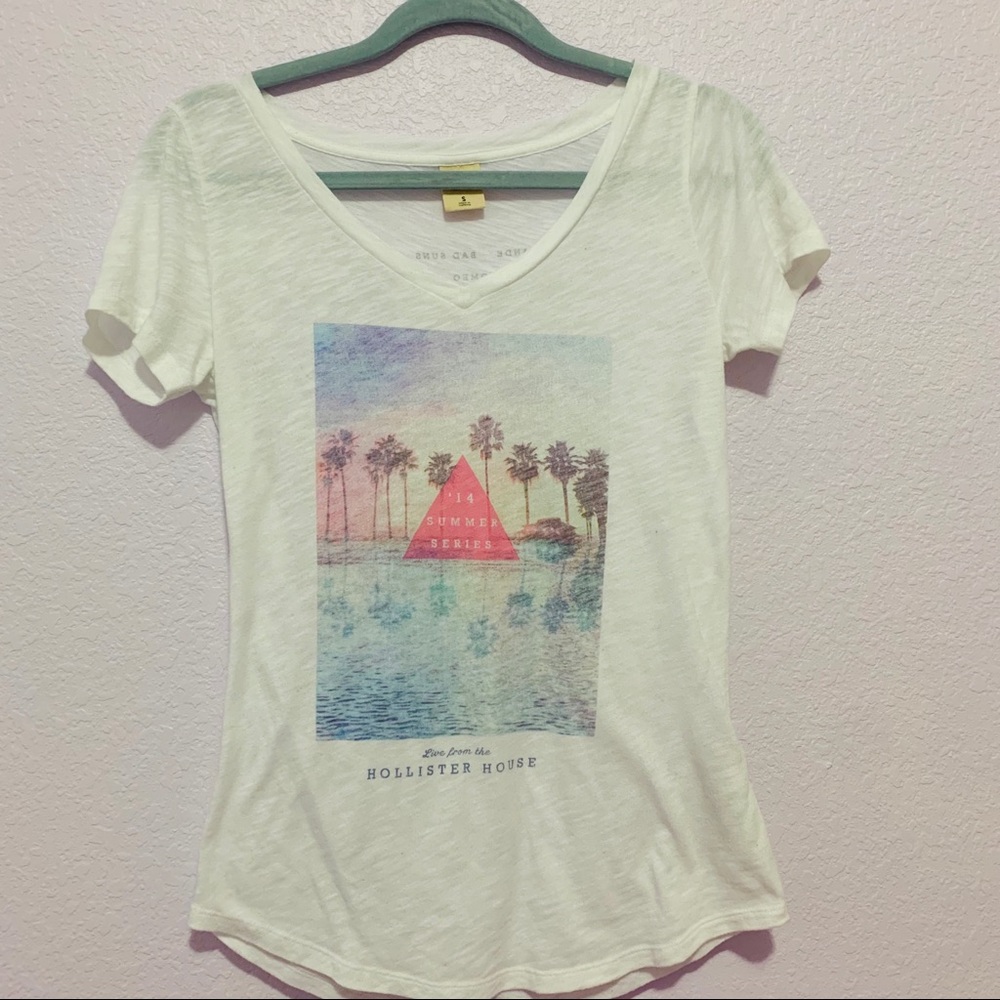 summer graphic tee ☀️